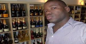 Mcatongo 34 years old I am from Luanda/Luanda, Seeking Dating Friendship with Woman