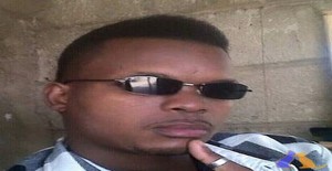 MAX CROW 32 years old I am from Maputo/Maputo, Seeking Dating Friendship with Woman