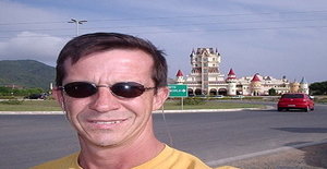 Gibasan 55 years old I am from Florianopolis/Santa Catarina, Seeking Dating Friendship with Woman