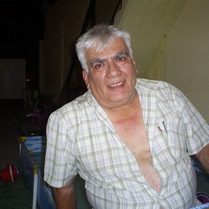 Yweros