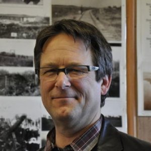 André